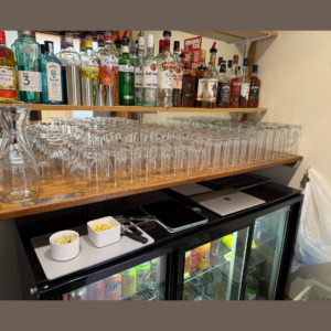 Well equipped bar for events